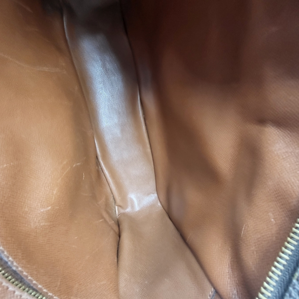 LOUIS VUITTON Monogram Nile Shoulder Bag..Authentic..!! - Picture 13 of 15